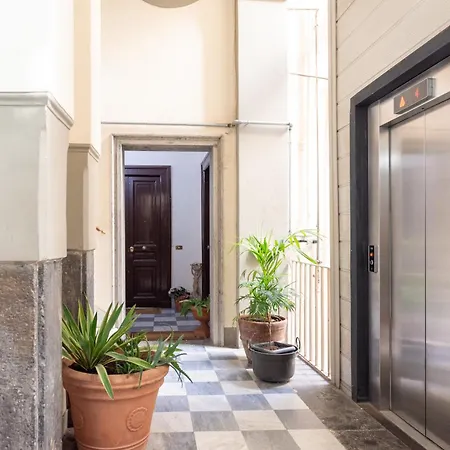 Leon Caravita Apartment *