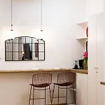 Apartment Leon Caravita *