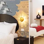 Apartment Leon Caravita